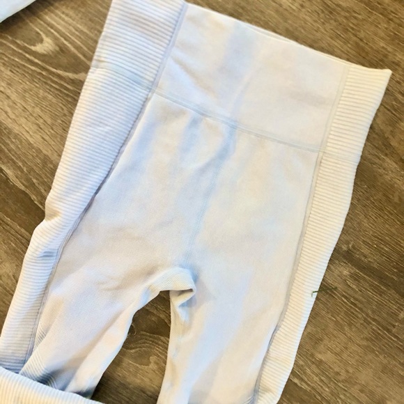 2-Piece Bodysuit / Workout Suit - Picture 3 of 4